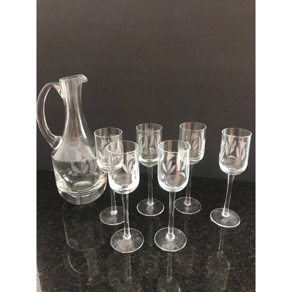 Vintage 1970's Frosted Tulip Decanter Pitcher & 6 Matching Liqueur Long Stemmed - Picture 2 of 10